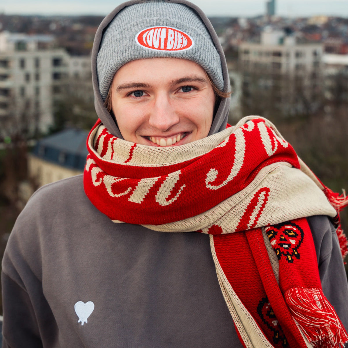 TB Scarf